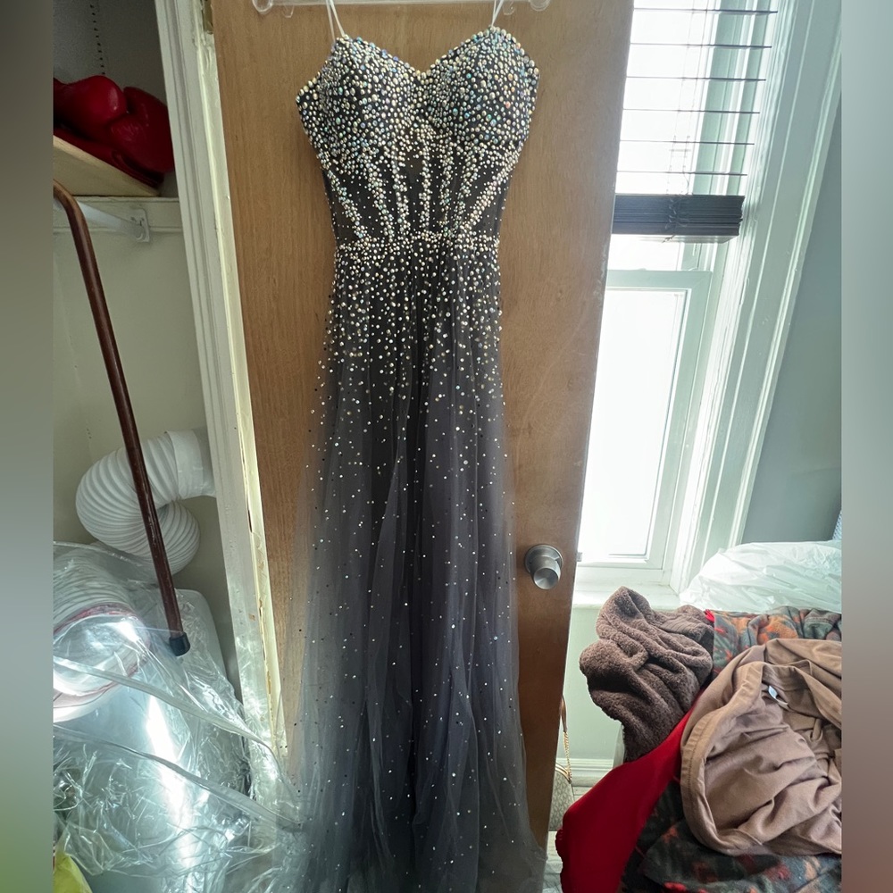 Black prom dress
